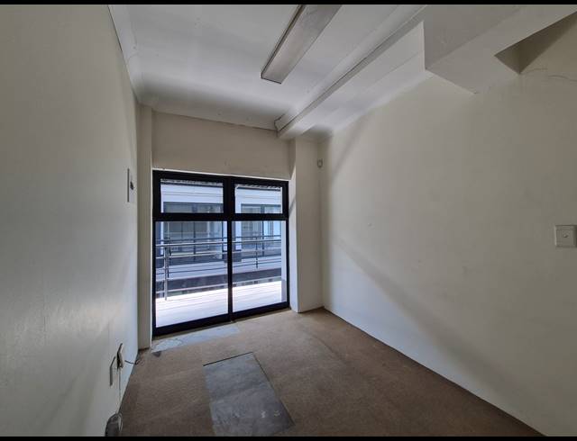 37M² OFFICE TO LET IN MELVILLE